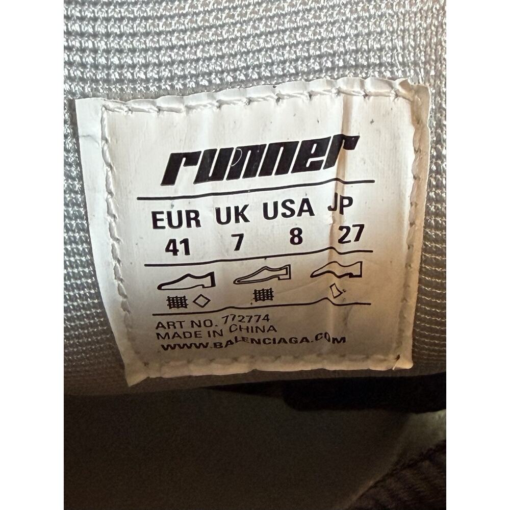 Size 41EU/8US - Balenciaga Runner Grey Pink Blue NEW! - Picture 9 of 10